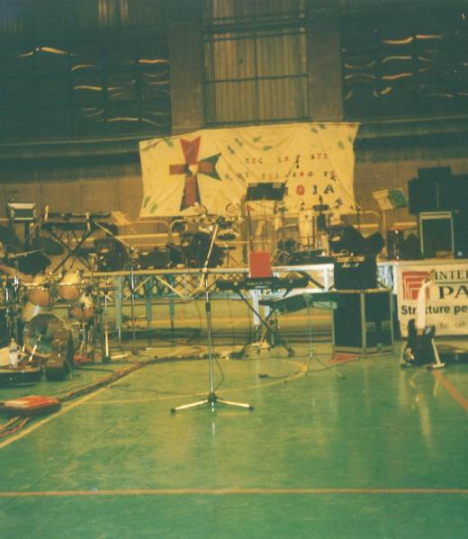 CHI SIAMO 1 -Primo palco - anno 2000